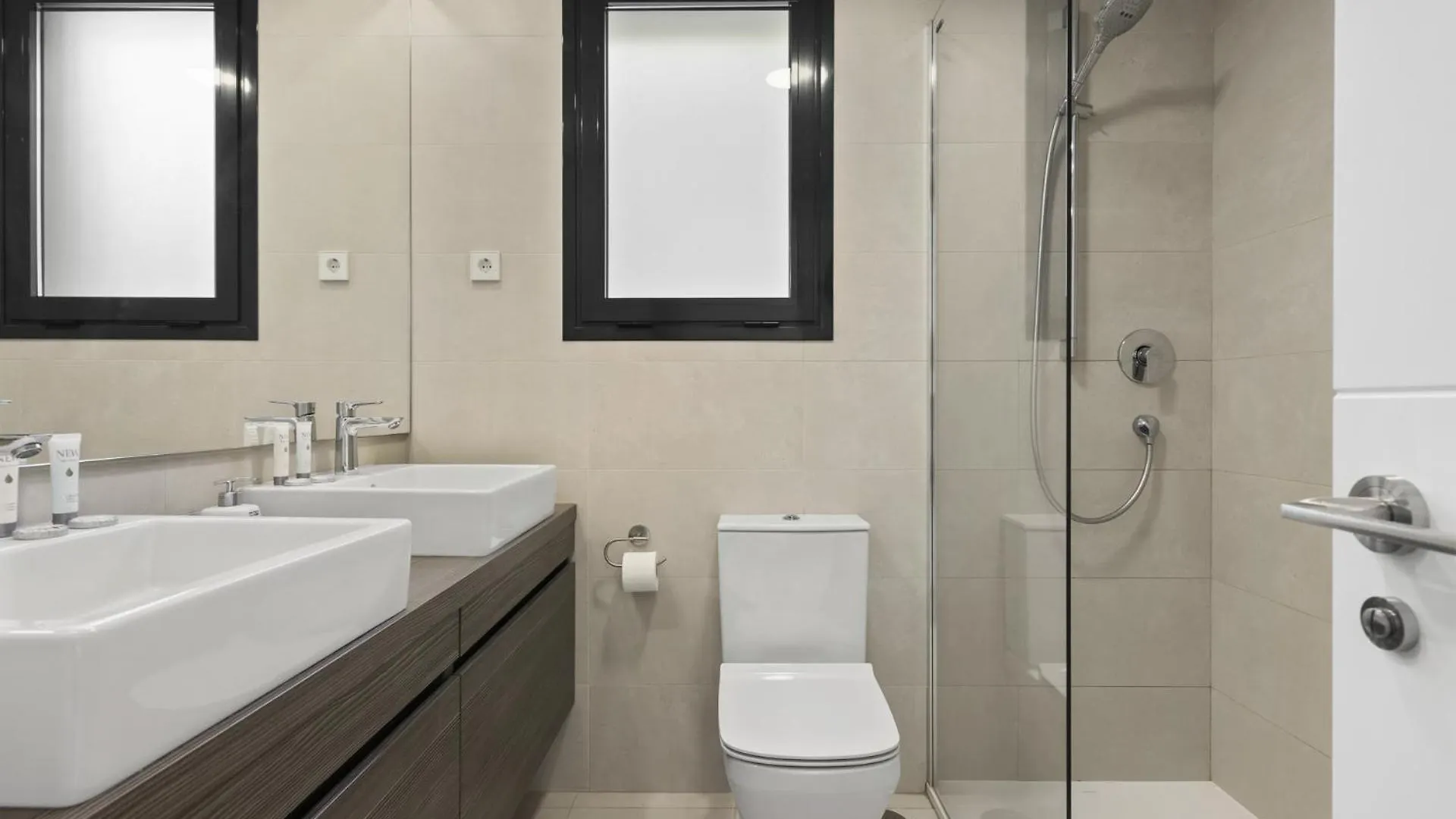 Vivi Homes - Boa Pool, Terrace & Sea View Фуэнхирола Испания