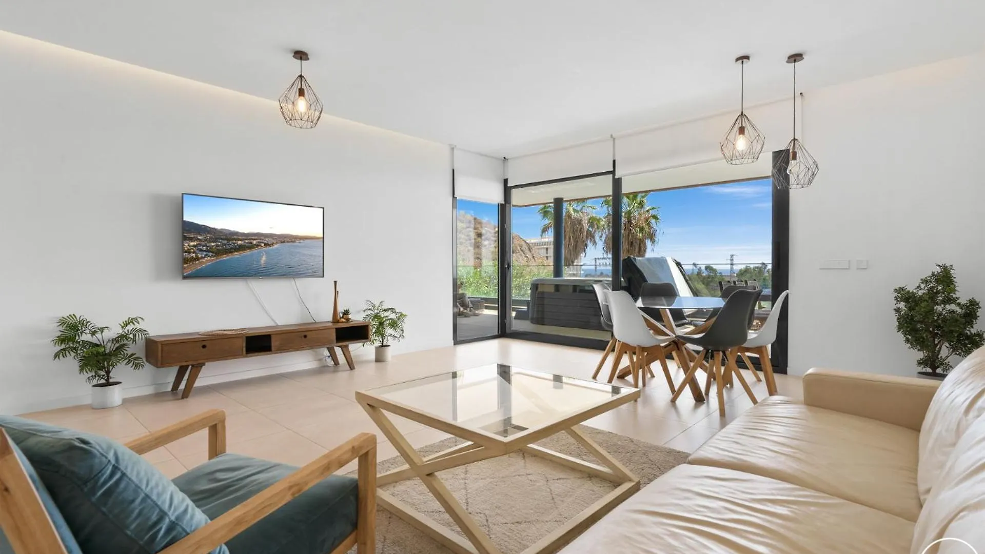 Vivi Homes - Boa Pool, Terrace & Sea View Фуэнхирола