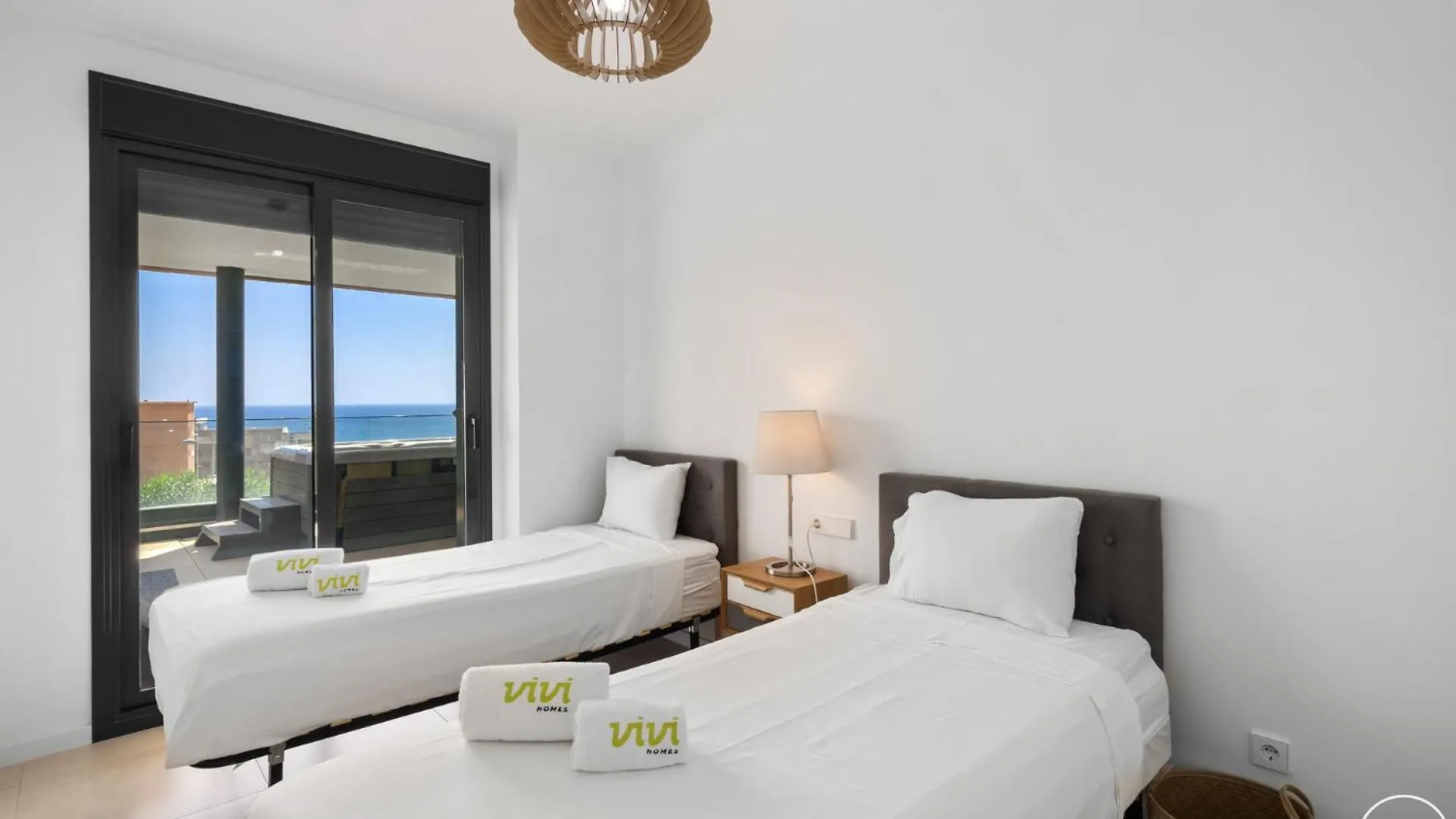 Апартаменты Vivi Homes - Boa Pool, Terrace & Sea View Фуэнхирола Испания
